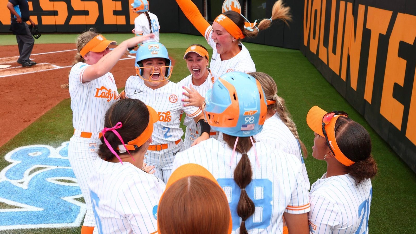 Lady Vols softball