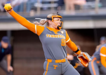 Lady Vols pitcher