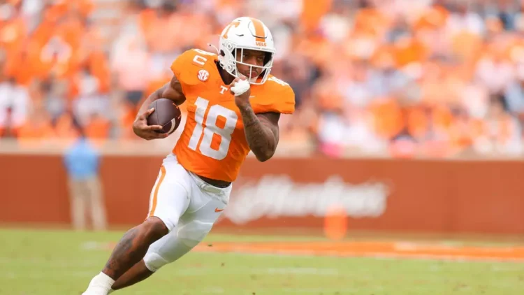 Tennessee running back De'Sean Bishop