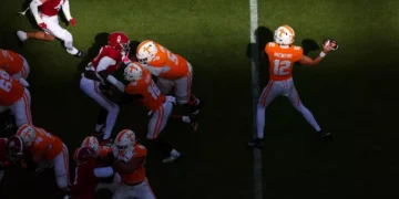 Tennessee offensive line